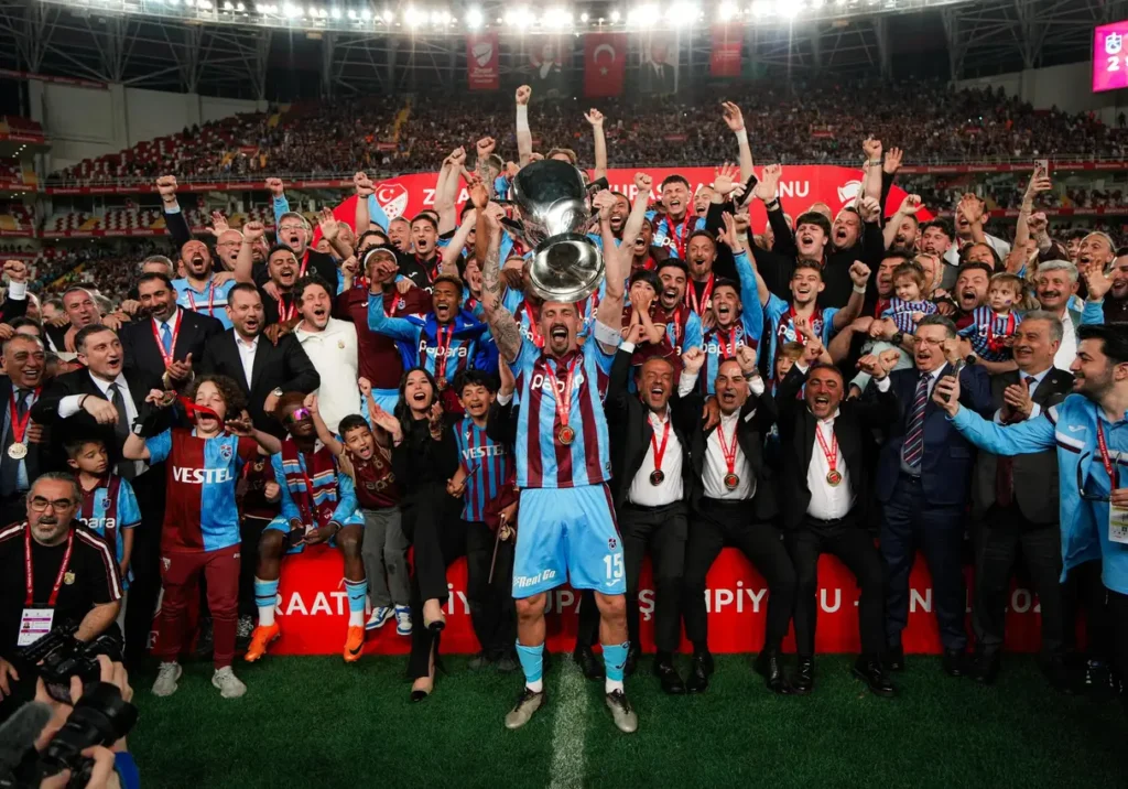 Trabzonspor’a İki Oyuncudan Dev Gelir İddiası: 55 Milyon Euroluk Transfer Beklentisi