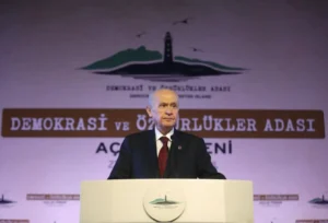 Bahçeli: CHP’nin Önünde İki Yol Var