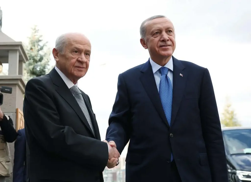 Beştepe’den Erken Seçim ve Adaylık Açıklaması