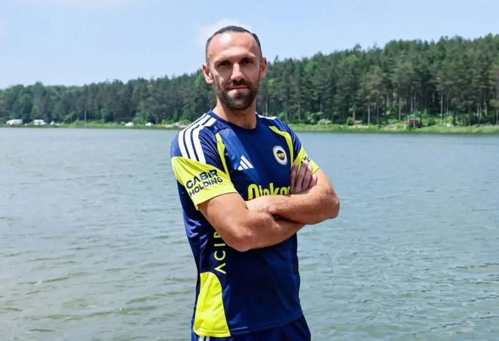Fenerbahçe’ye Kötü Haber! Vedat Muriqi Antrenmanda Sakatlandı