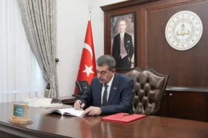MEB 2026-2027 Eğitim Takvimini Açıkladı: Okulların Açılış ve Kapanış Tarihleri Belli Oldu