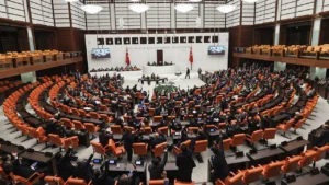 Öğrenci Affı Geliyor! Üniversiteye Dönüşün Yolu Yeniden Açılıyor