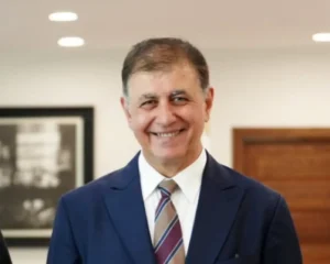 Cemil Tugay’dan Yeni Parti Kararı! “Bir Süre Daha Bağımsız Kalacağım”