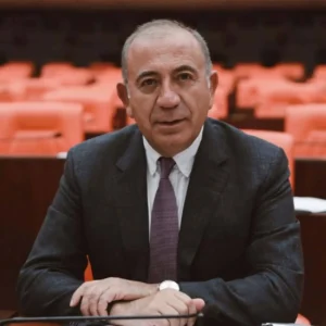 Gürsel Tekin’den Sosyal Medya Hesapları Çıkışı: “Hukuki ve Cezai Süreç Başlatılacak”