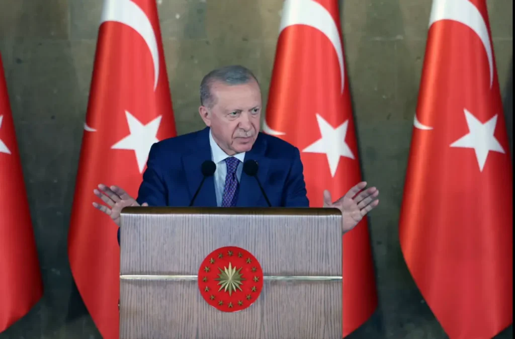 AK Parti’de Dört İlde Değişim: Erdoğan Yeni İl Başkanlarını Belirledi