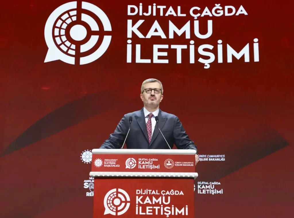 Dijital Çağda Kamu İletişimi Nedir Devlet ve Vatandaş Arasındaki İletişim Değişiyor