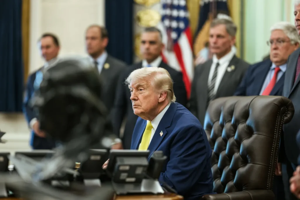 İran savaşı Trump’a ağır darbe vurdu! Onay oranı yüzde 33’e geriledi