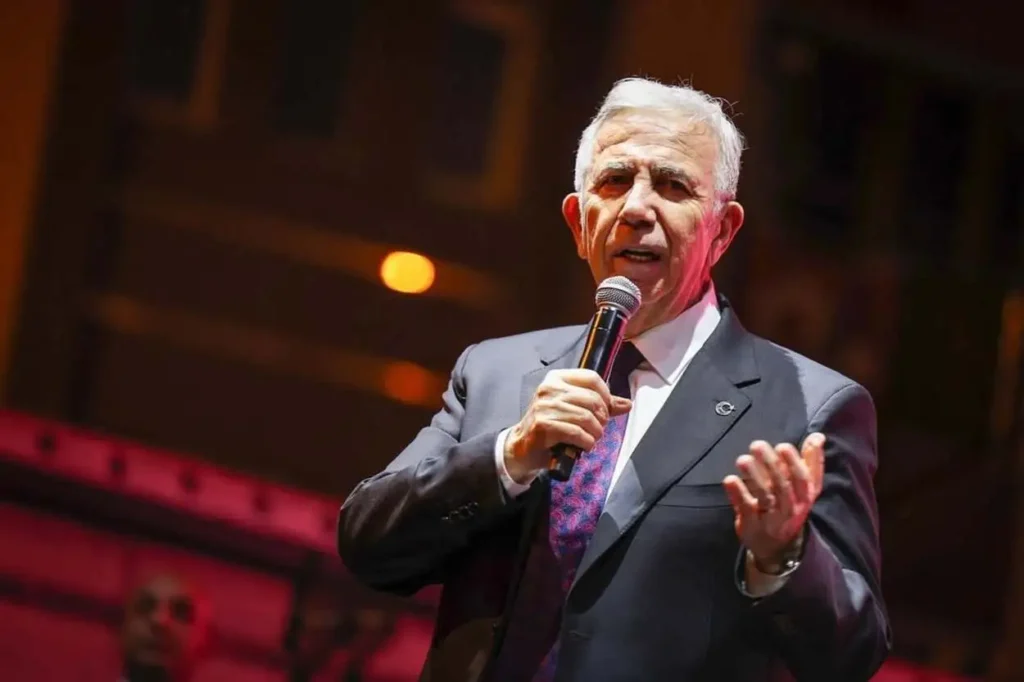 Mansur Yavaş’ın İYİ Parti’ye Geçeceği İddiası Gündem Oldu: ABB’den Açıklama Geldi