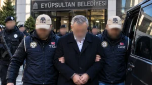 Eyüpsultan Belediyesi’ne Operasyon: Başkan Özmen Dahil 28 Kişi Gözaltında